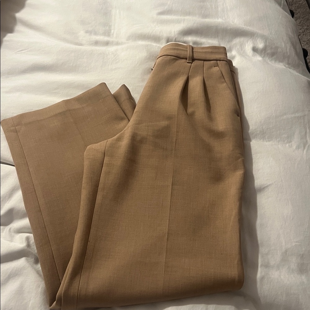 Aritizia The Effortless Pant™ - (Re)ssential